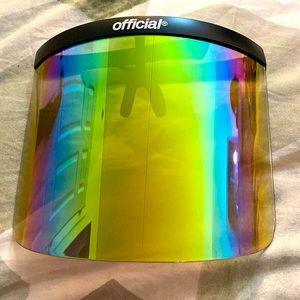 Official Apex Face Shield ULTRA - Black frame, rainbow Irridecent mirror shield